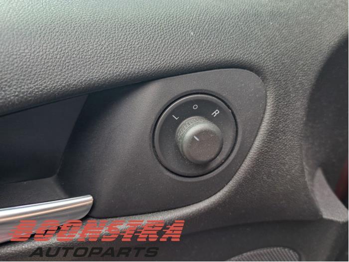 Opel Adam 1.2 16V Sloopvoertuig (2017, Rood)