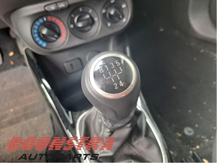 Opel Adam 1.2 16V Sloopvoertuig (2017, Rood)