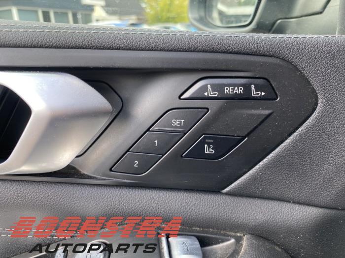 BMW X7 xDrive40i 3.0 24V Mild Hybrid Sloopvoertuig (2021, Zwart)
