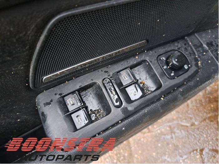 Skoda Superb Combi 1.8 TSI 16V Sloopvoertuig (2010, Beige)