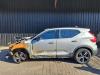 Volvo XC40 2.0 B4 16V Mild Hybrid Autom. Sloopvoertuig (2024, Zilver)
