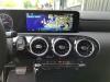 Mercedes A Limousine 1.3 A-180 Turbo Mild Hybrid Sloopvoertuig (2024, Grijs)