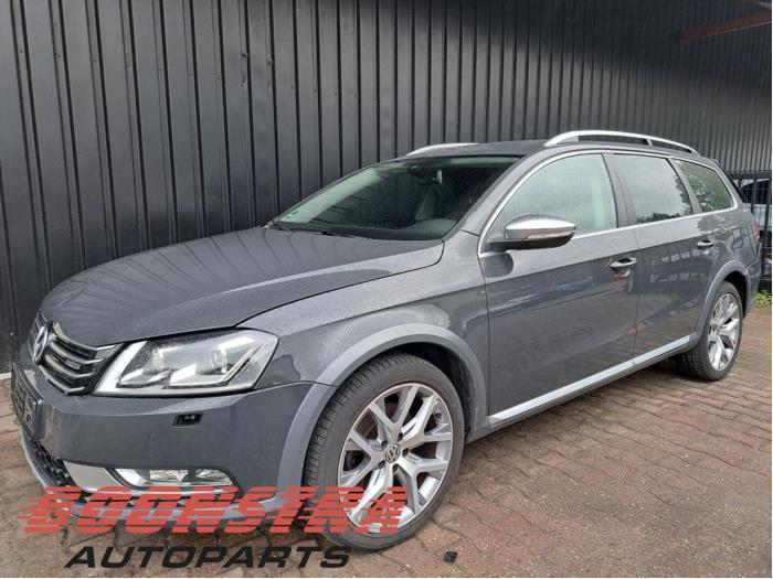 Volkswagen Passat Alltrack 2.0 TDI 16V 177 4Motion Sloopvoertuig (2014, Grijs)