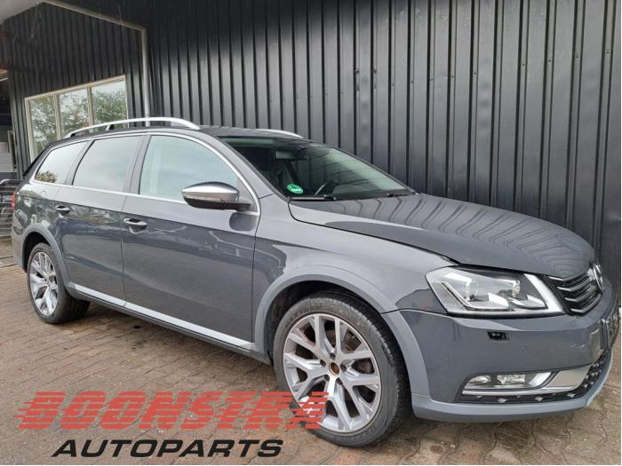 Volkswagen Passat Alltrack 2.0 TDI 16V 177 4Motion Sloopvoertuig (2014, Grijs)