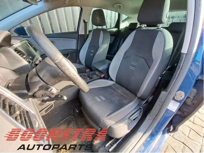 Seat Leon 1.5 TGI 16V Sloopvoertuig (2019, Blauw)