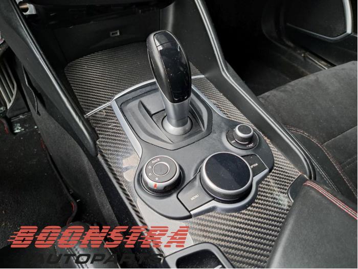 Alfa Romeo Giulia 2.9 Bi-Turbo V6 24V Quadrifoglio Verde Sloopvoertuig (2017, Wit)