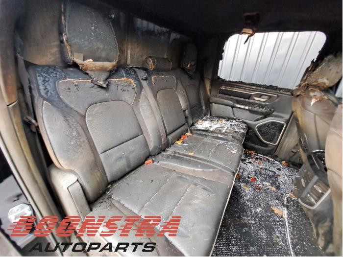 Dodge 1500 Crew Cab 5.7 Hemi V8 4x4 Sloopvoertuig (2020, Zwart)