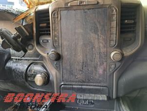 Dodge 1500 Crew Cab 5.7 Hemi V8 4x4 Sloopvoertuig (2020, Zwart)