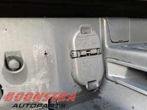 Dodge 1500 Crew Cab 5.7 Hemi V8 4x4 Sloopvoertuig (2020, Zwart)