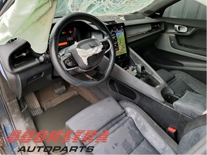 Polestar Polestar 2 82kWh Long Range Single Motor Sloopvoertuig (2024, Blauw)