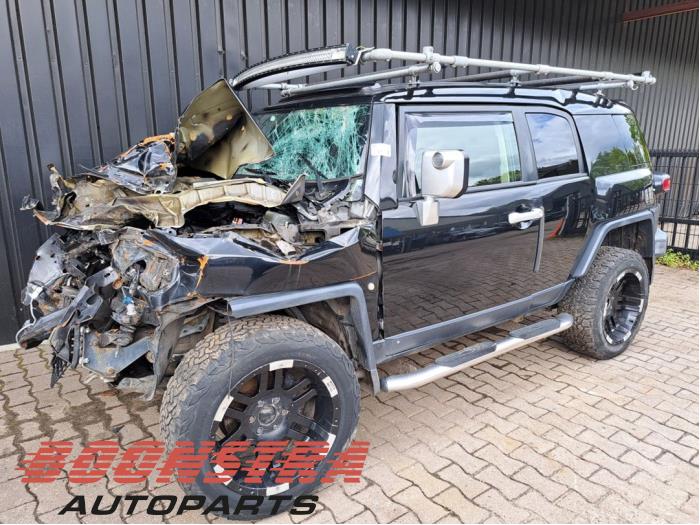 Toyota FJ Cruiser 06-