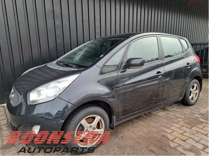 Kia Venga 10-