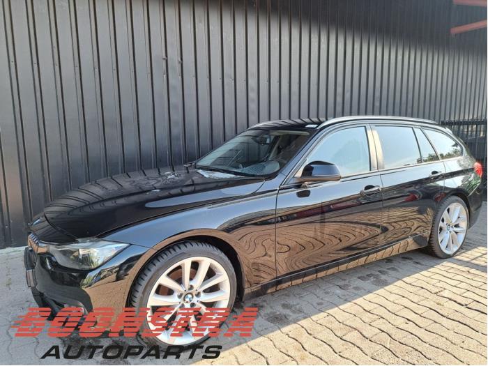 BMW 3-Série 11-