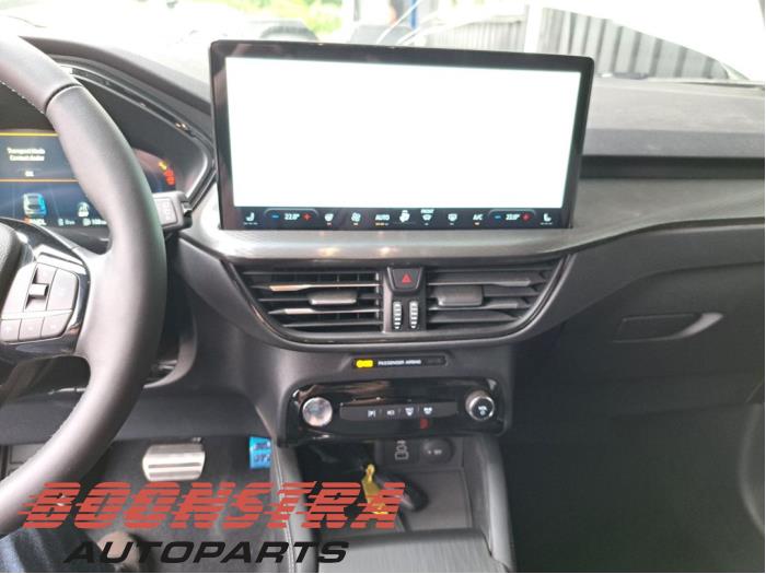 Ford Kuga III 2.5 PHEV 16V Sloopvoertuig (2025, Wit)