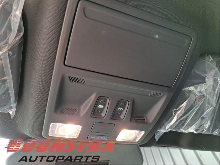 Ford Kuga III 2.5 PHEV 16V Sloopvoertuig (2025, Wit)