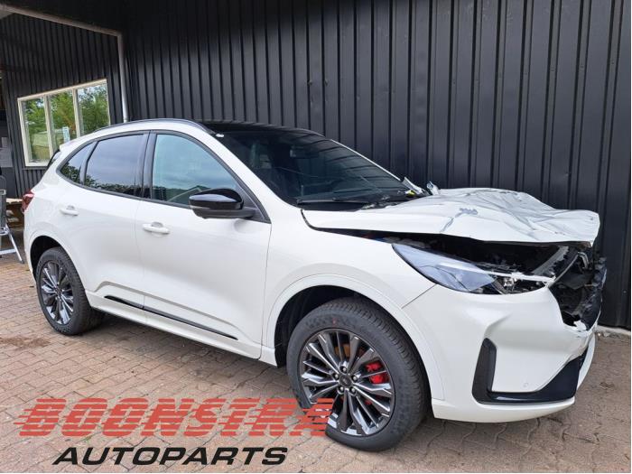 Ford Kuga III 2.5 PHEV 16V Sloopvoertuig (2025, Wit)