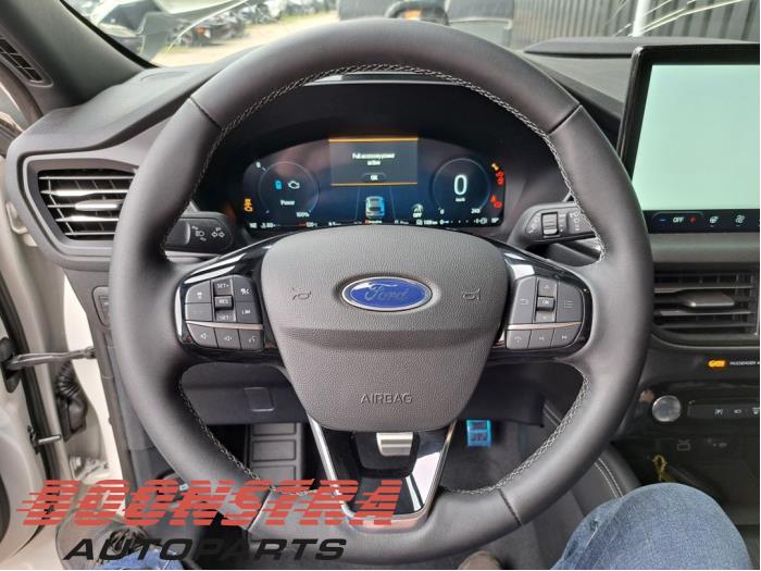 Ford Kuga III 2.5 PHEV 16V Sloopvoertuig (2025, Wit)