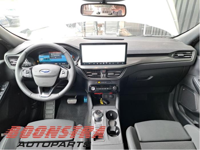 Ford Kuga III 2.5 PHEV 16V Sloopvoertuig (2025, Wit)