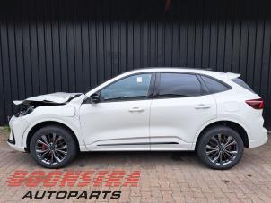 Ford Kuga III 2.5 PHEV 16V Sloopvoertuig (2025, Wit)