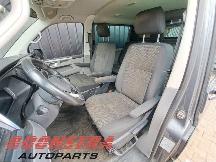 Volkswagen Transporter T6 2.0 TDI 150 Sloopvoertuig (2024, Grijs)