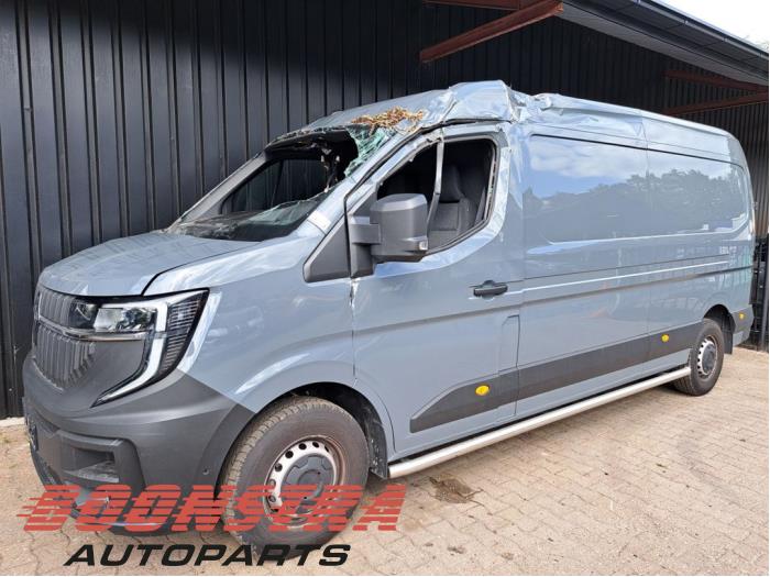 Renault Master 4 24-