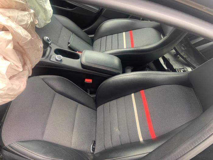 Mercedes A 1.6 A-180 16V Sloopvoertuig (2013, Zwart)