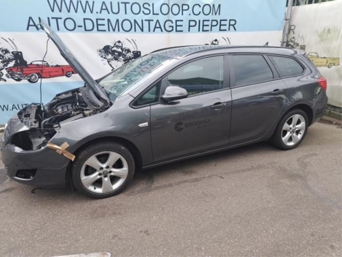 Opel Astra J Sports Tourer 1.4 Turbo 16V Sloopvoertuig (2011, Antraciet)