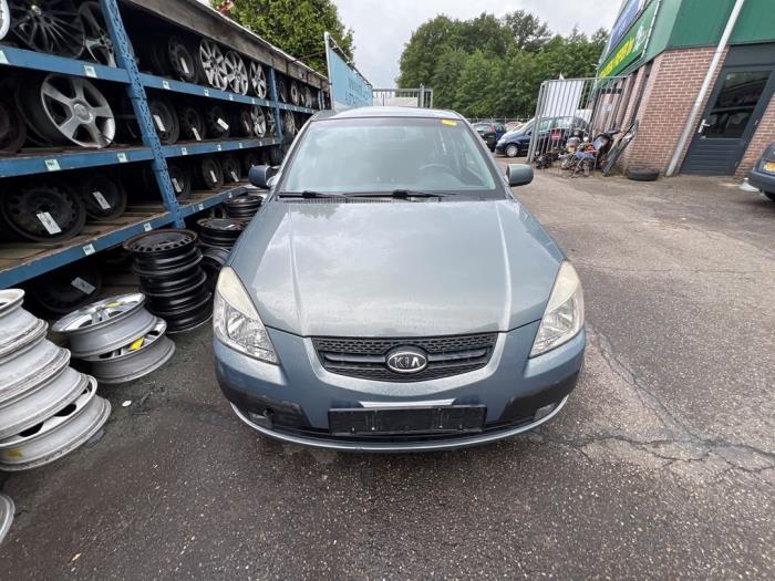 Kia Rio II 1.4 16V Sloopvoertuig (2006, Grijs)