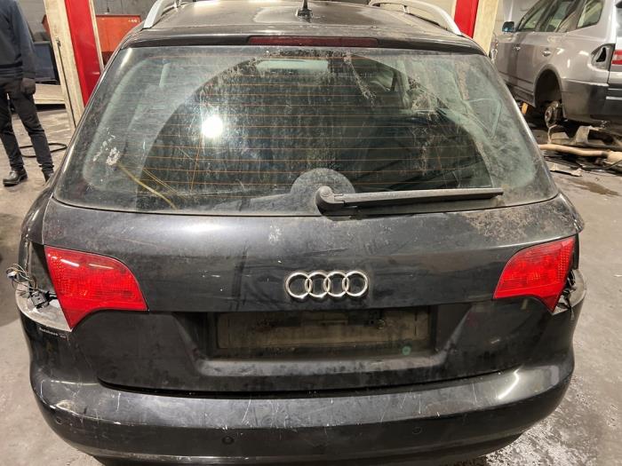 Audi A4 Avant 2.0 TDI 16V Sloopvoertuig (2006, Zwart)
