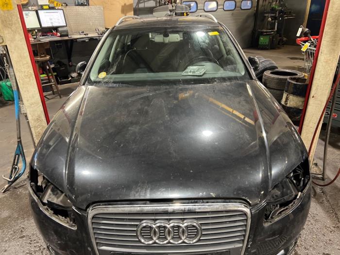 Audi A4 Avant 2.0 TDI 16V Sloopvoertuig (2006, Zwart)