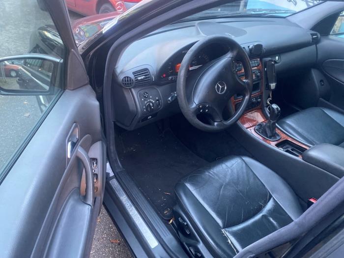 Mercedes C 1.8 C-180K 16V Sloopvoertuig (2002, Zwart)