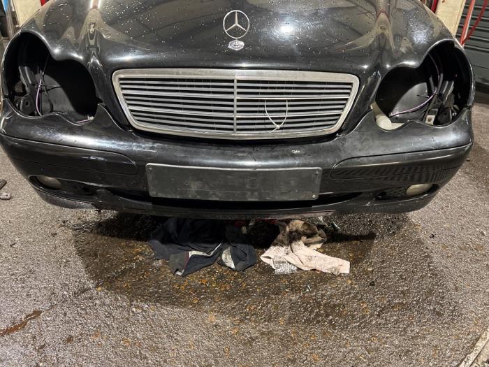 Mercedes C 1.8 C-180K 16V Sloopvoertuig (2002, Zwart)