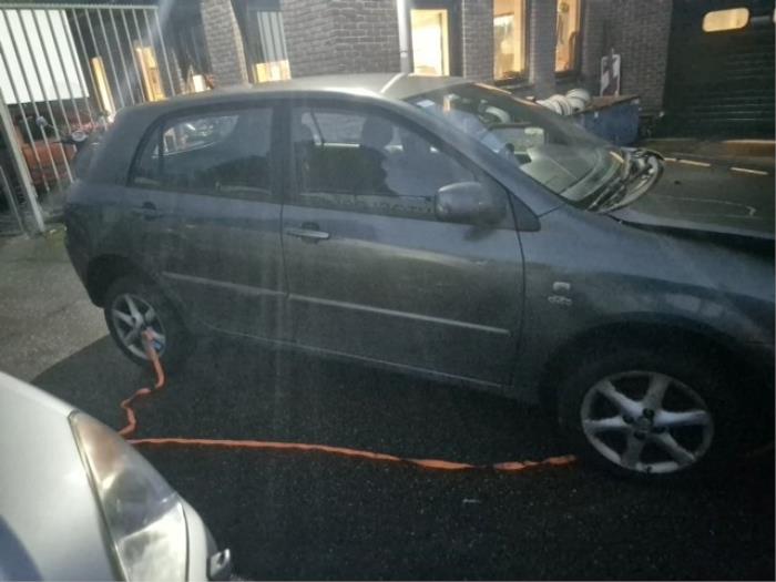 Toyota Corolla 2.0 D-4D 16V 110 Sloopvoertuig (2002)