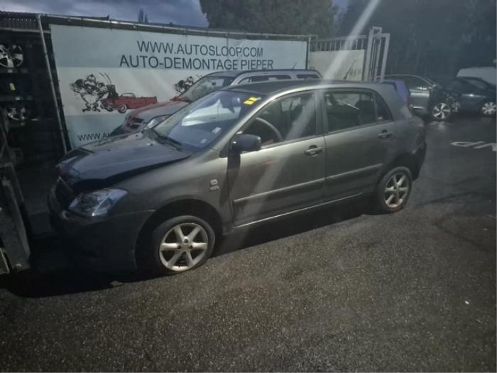 Toyota Corolla 2.0 D-4D 16V 110 Sloopvoertuig (2002)