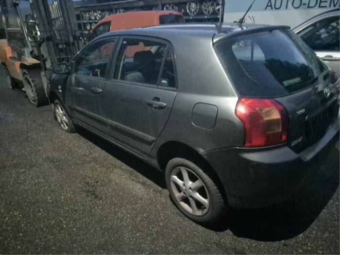 Toyota Corolla 2.0 D-4D 16V 110 Sloopvoertuig (2002)