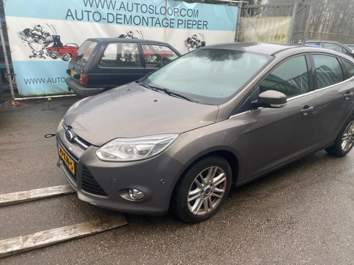 Ford Focus 3 1.0 Ti-VCT EcoBoost 12V 100 Sloopvoertuig (2012, Bruin)