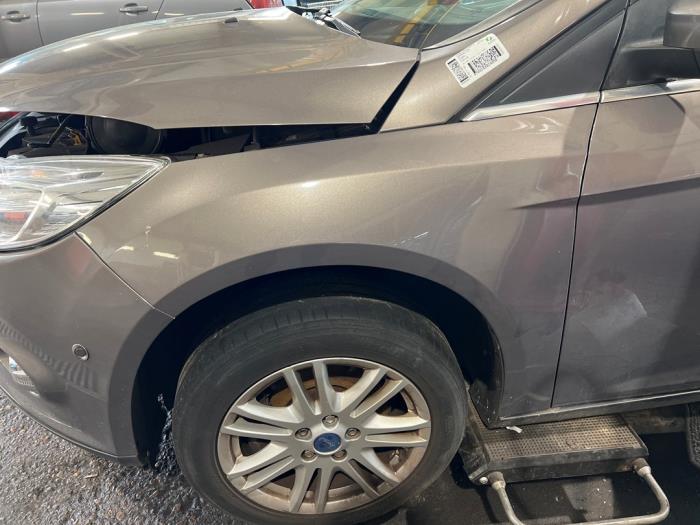 Ford Focus 3 1.0 Ti-VCT EcoBoost 12V 100 Sloopvoertuig (2012, Bruin)