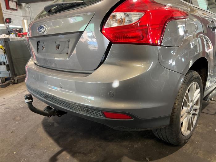 Ford Focus 3 1.0 Ti-VCT EcoBoost 12V 100 Sloopvoertuig (2012, Bruin)