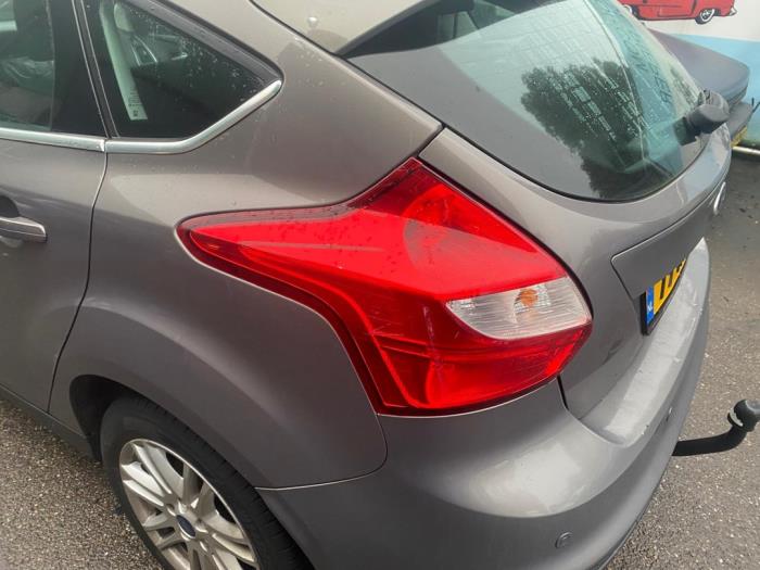 Ford Focus 3 1.0 Ti-VCT EcoBoost 12V 100 Sloopvoertuig (2012, Bruin)