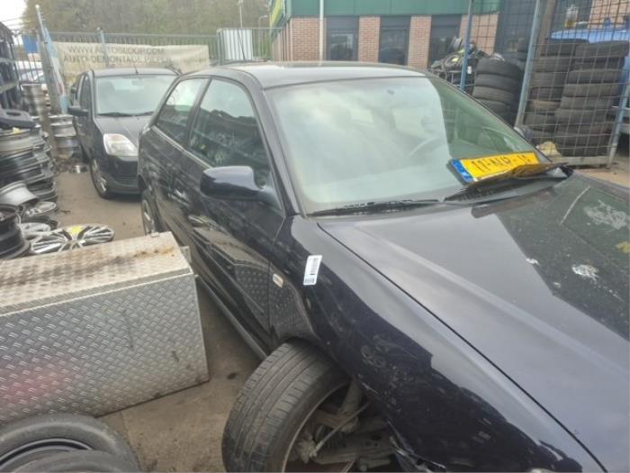 Audi A3 1.6 Sloopvoertuig (2001, Blauw)