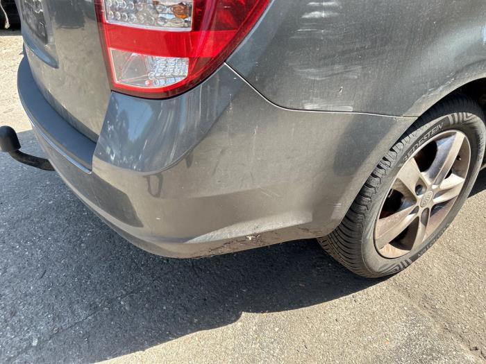 Kia Cee'd Sporty Wagon 1.4 16V Sloopvoertuig (2010, Grijs)