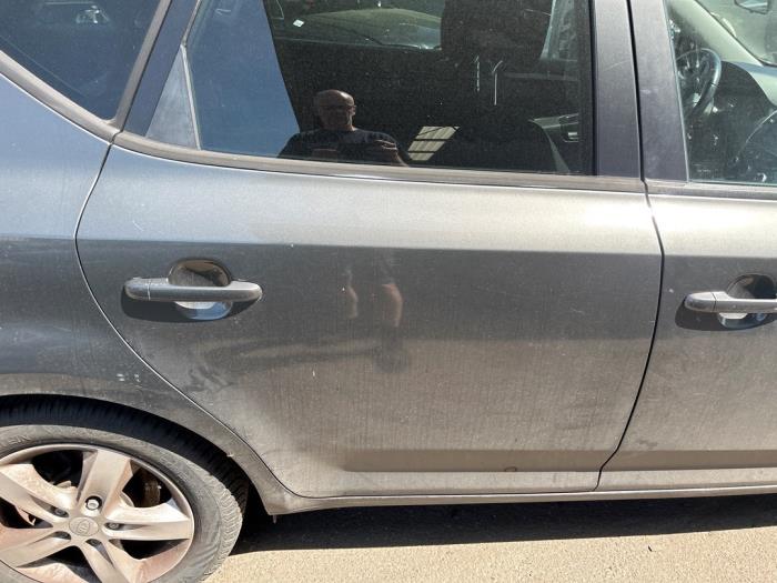 Kia Cee'd Sporty Wagon 1.4 16V Sloopvoertuig (2010, Grijs)