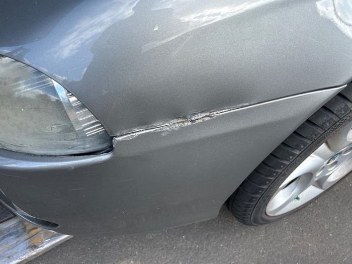 Alfa Romeo 147 1.6 HP Twin Spark 16V Sloopvoertuig (2005, Grijs)