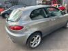 Alfa Romeo 147 1.6 HP Twin Spark 16V Sloopvoertuig (2005, Grijs)