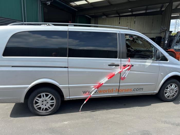 Mercedes Vito 2.2 111 CDI 16V Sloopvoertuig (2007, Zilver)