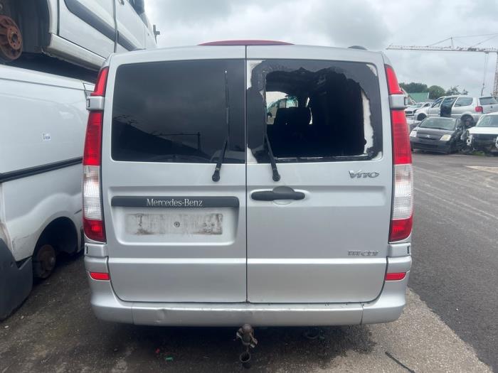 Mercedes Vito 2.2 111 CDI 16V Sloopvoertuig (2007, Zilver)