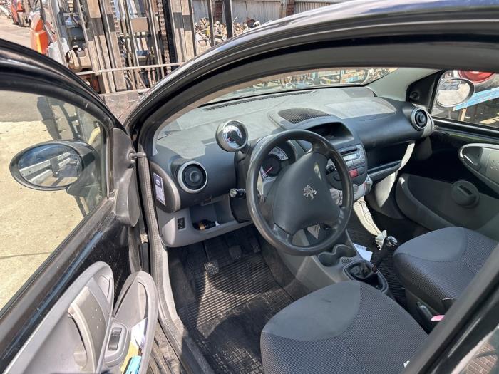 Peugeot 107 1.0 12V Sloopvoertuig (2006, Zwart)