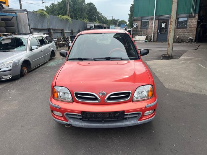 Nissan Micra 1.0 16V Sloopvoertuig (2001, Rood)