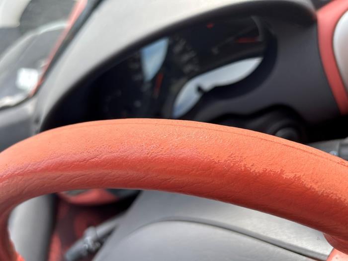 Nissan Micra 1.0 16V Sloopvoertuig (2001, Rood)