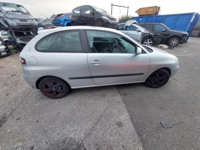Seat Ibiza III 1.4 16V 100 Sloopvoertuig (2006, Grijs)